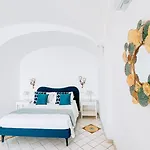 Villa Yourhome - Aldo Marino
